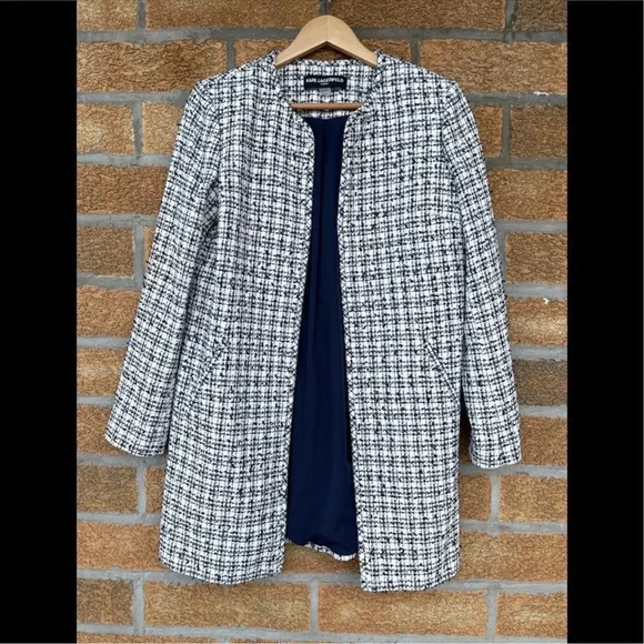 Karl Lagerfeld Blue Open Front Tweed
TopperJacket size small - Picture 3 of 12